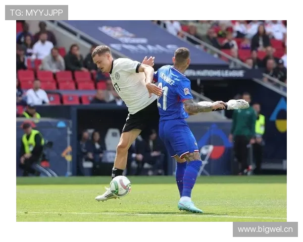 利物浦进攻越打越窄，战术效率受限拖累整体表现，联赛争冠形势受考验