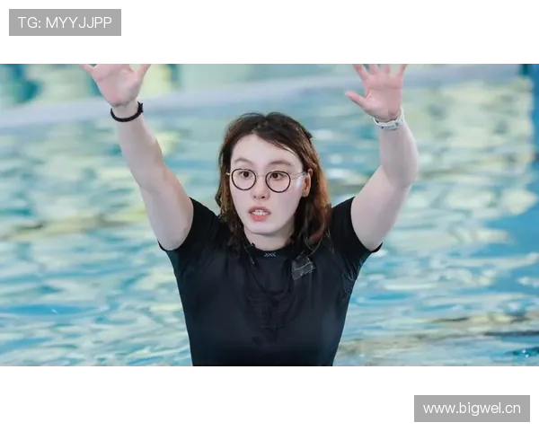 傅园慧训练完吃十盒冰淇淋，教练在旁边数钱笑出声