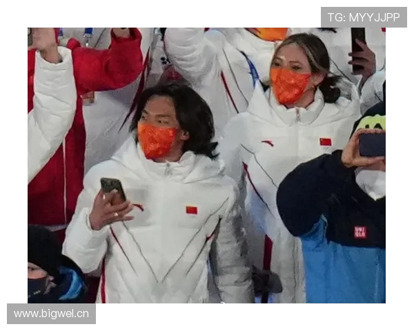 苏翊鸣训练完直接去夜店蹦迪？这反差谁顶得住