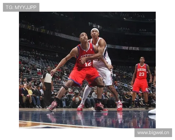 卡位犯规规则：篮球比赛中如何正确卡位避免犯规？